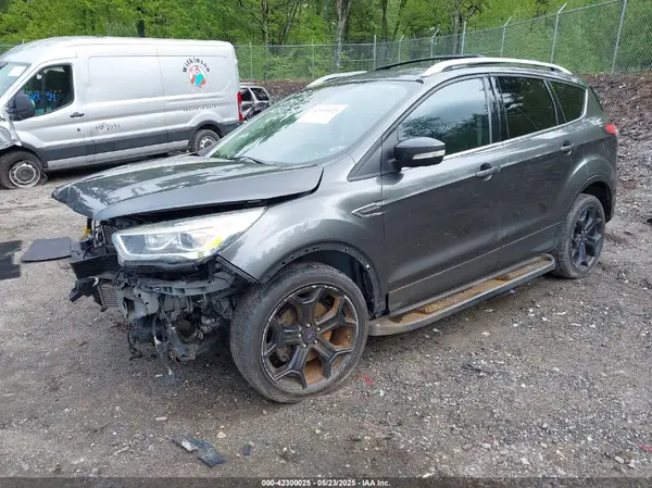 1FMCU9J91HUA45032 2017 FORD ESCAPE - Image 2