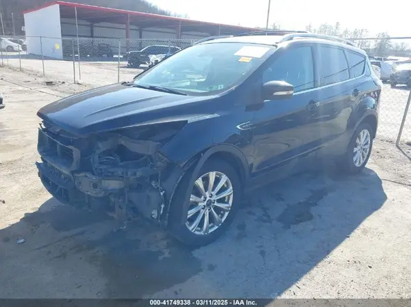 1FMCU9J91HUA47797 2017 FORD ESCAPE - Image 2