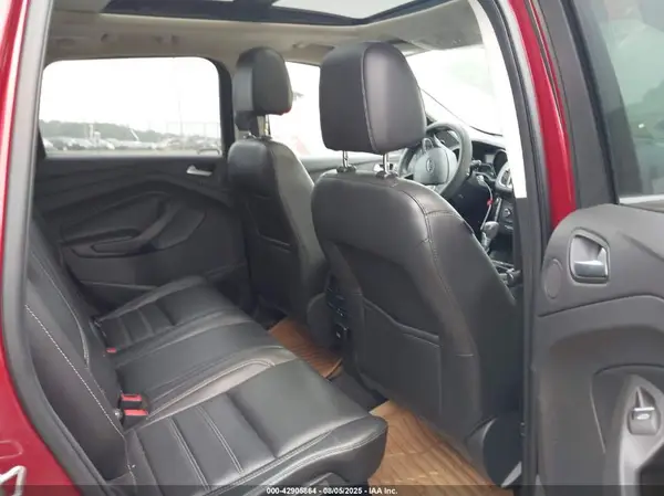 1FMCU9J91HUA73672 2017 FORD ESCAPE - Image 8