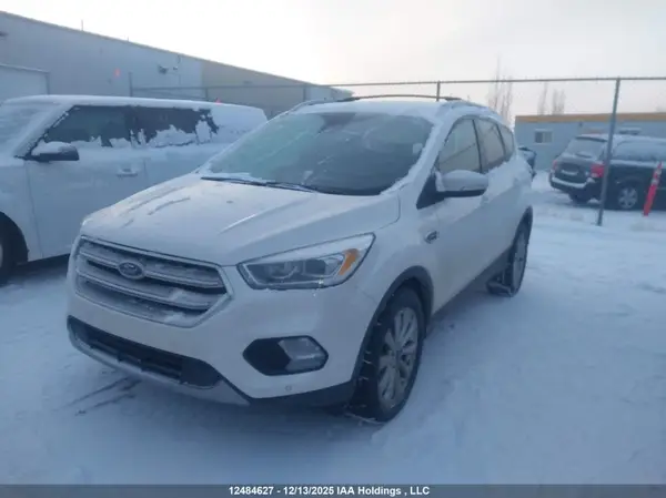 1FMCU9J91HUB10994 2017 FORD ESCAPE - Image 2