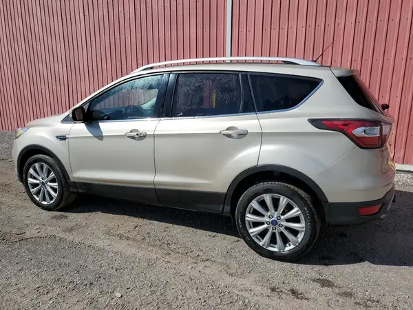 1FMCU9J91HUB18657 2017 FORD ESCAPE - Image 2