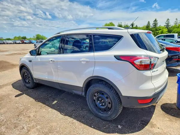 1FMCU9J91HUB31795 2017 FORD ESCAPE - Image 2