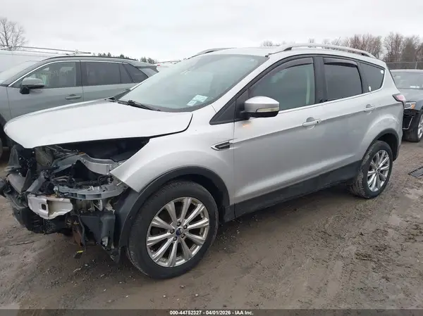 1FMCU9J91HUC92051 2017 FORD ESCAPE - Image 2