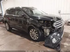 1FMCU9J91HUD71932 2017 FORD ESCAPE