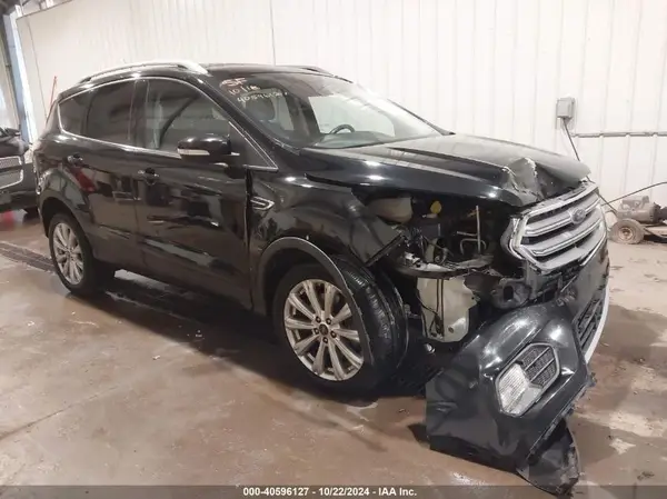 1FMCU9J91HUD71932 2017 FORD ESCAPE - Image 1