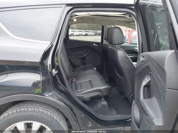 1FMCU9J91HUD91467 2017 FORD ESCAPE - Image 8