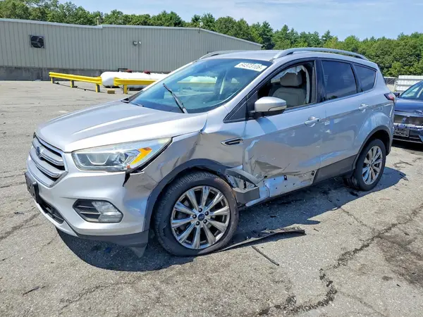 1FMCU9J91HUD95955 2017 FORD ESCAPE - Image 1