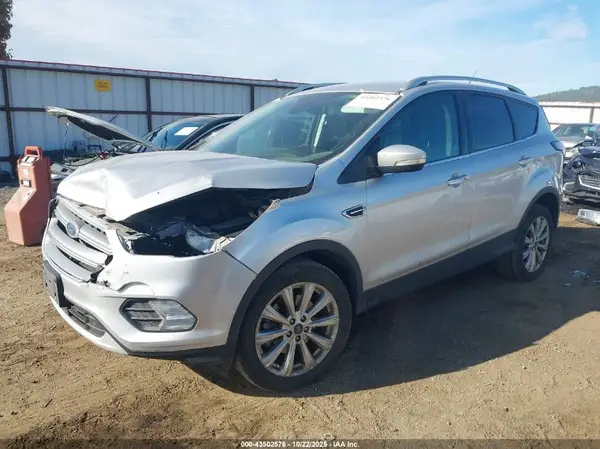 1FMCU9J91HUE34222 2017 FORD ESCAPE - Image 2