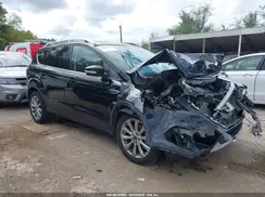 1FMCU9J91HUE88913 2017 FORD ESCAPE