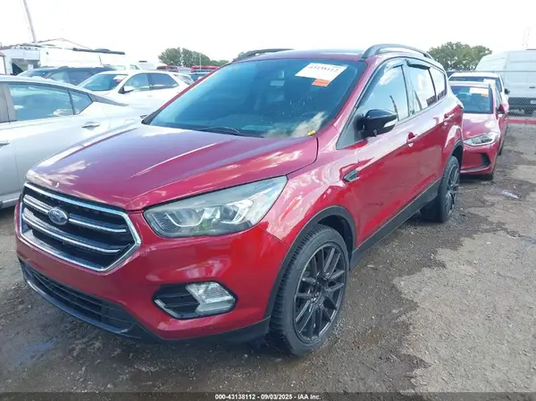 1FMCU9J91HUF10215 2017 FORD ESCAPE - Image 2