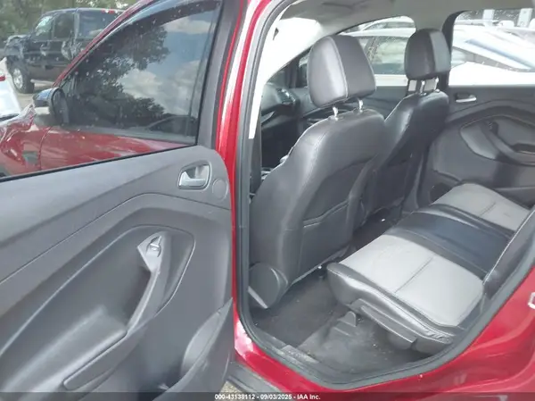 1FMCU9J91HUF10215 2017 FORD ESCAPE - Image 8