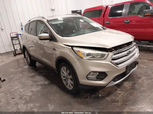 1FMCU9J91JUA06236 2018 FORD ESCAPE - Image 1