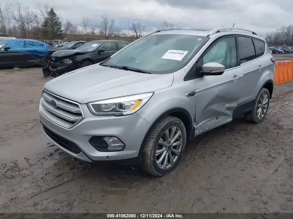 1FMCU9J91JUA20766 2018 FORD ESCAPE - Image 2