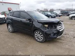 1FMCU9J91JUA22923 2018 FORD ESCAPE