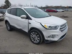1FMCU9J91JUA57753 2018 FORD ESCAPE