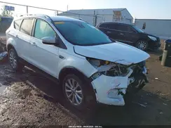 1FMCU9J91JUB53950 2018 FORD ESCAPE