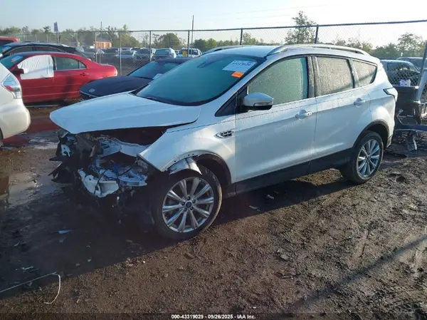 1FMCU9J91JUB53950 2018 FORD ESCAPE - Image 2