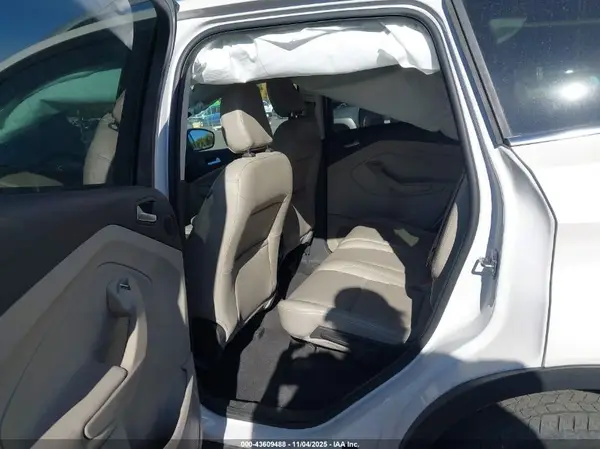 1FMCU9J91JUB60848 2018 FORD ESCAPE - Image 8