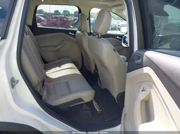 1FMCU9J91JUC02046 2018 FORD ESCAPE - Image 8