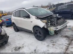 1FMCU9J91JUC22765 2018 FORD ESCAPE