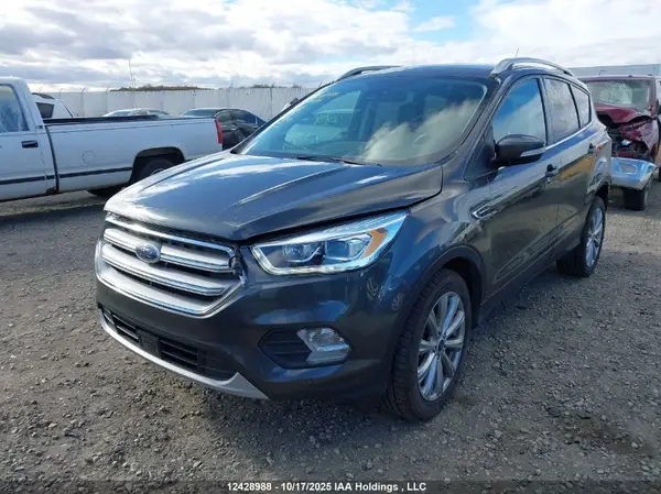 1FMCU9J91JUD32442 2018 FORD ESCAPE - Image 2