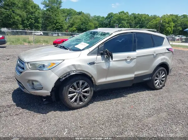 1FMCU9J91JUD62055 2018 FORD ESCAPE - Image 2