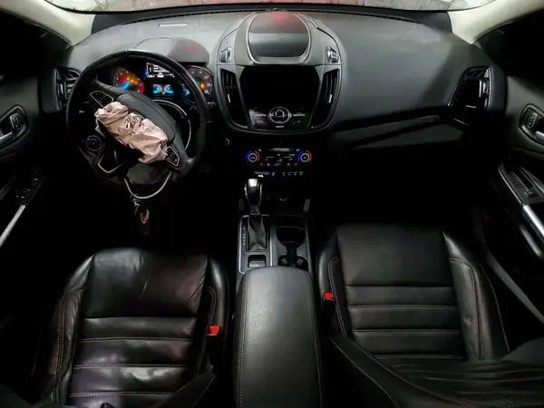 1FMCU9J91KUA32224 2019 FORD ESCAPE - Image 8