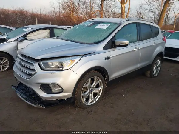 1FMCU9J91KUA81942 2019 FORD ESCAPE - Image 2