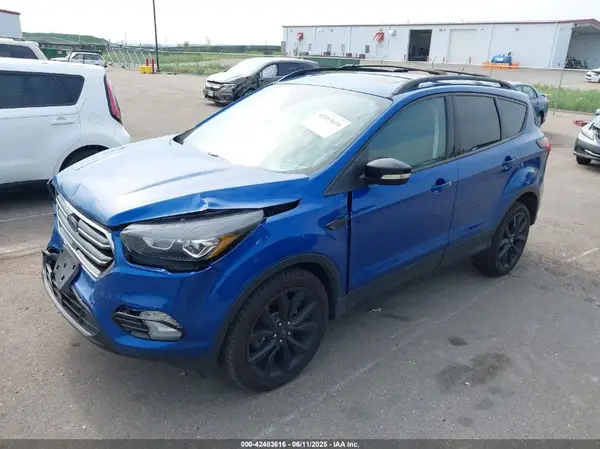 1FMCU9J91KUB71303 2019 FORD ESCAPE - Image 2
