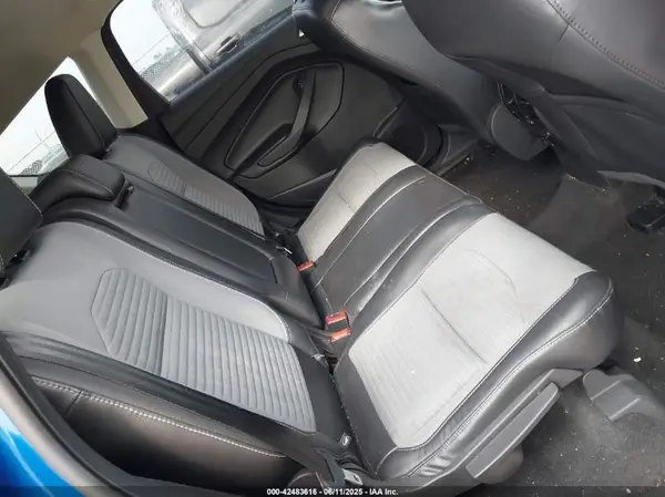 1FMCU9J91KUB71303 2019 FORD ESCAPE - Image 8