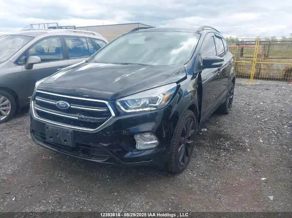 1FMCU9J91KUC13159 2019 FORD ESCAPE - Image 2