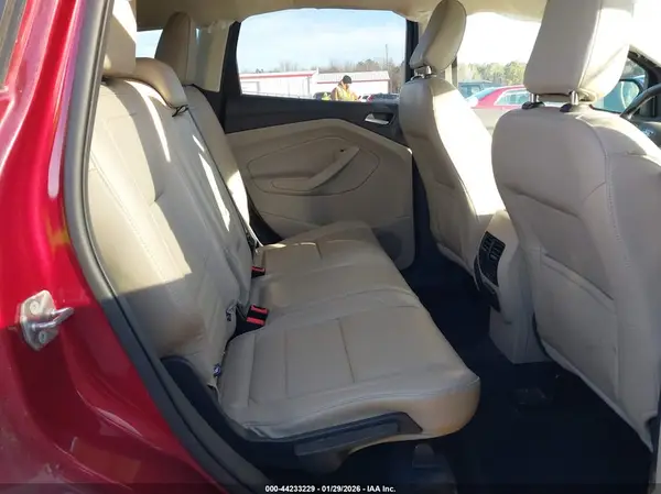1FMCU9J91KUC31239 2019 FORD ESCAPE - Image 8