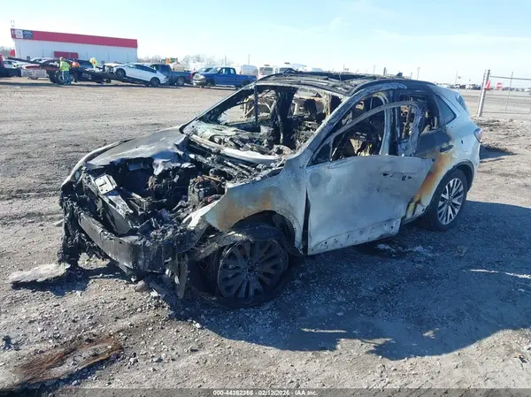 1FMCU9J91LUB20207 2020 FORD ESCAPE - Image 2