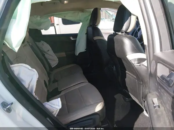1FMCU9J91LUC60872 2020 FORD ESCAPE - Image 8