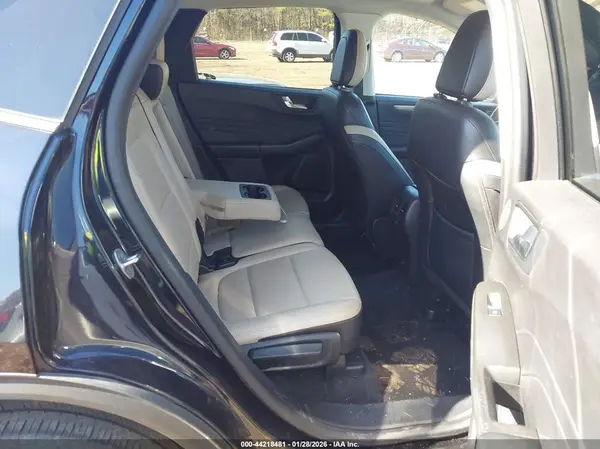 1FMCU9J91MUA57255 2021 FORD ESCAPE - Image 8