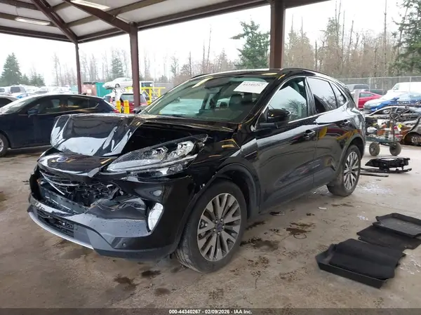 1FMCU9J91NUA51506 2022 FORD ESCAPE - Image 2