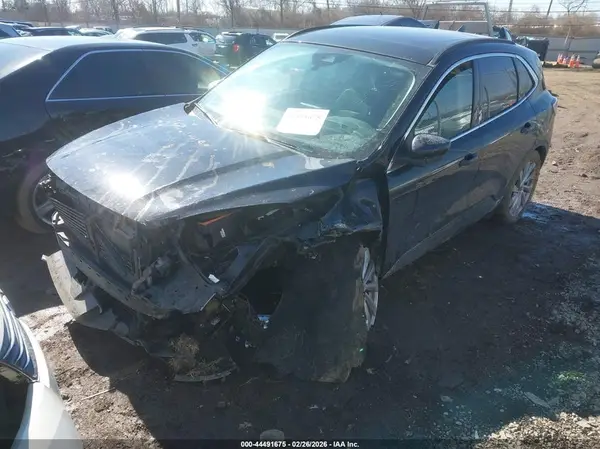1FMCU9J91NUA72825 2022 FORD ESCAPE - Image 2