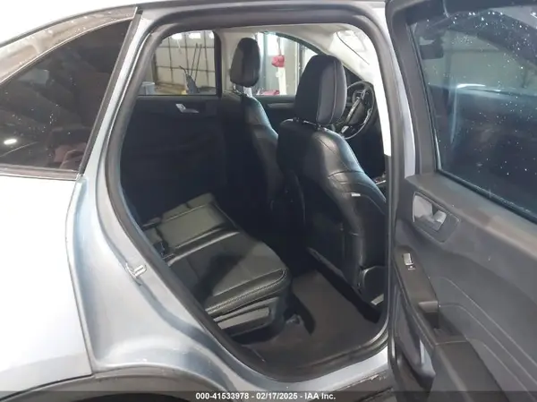 1FMCU9J91NUA99703 2022 FORD ESCAPE - Image 8