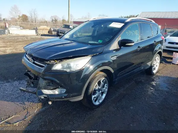 1FMCU9J92GUA36161 2016 FORD ESCAPE - Image 2