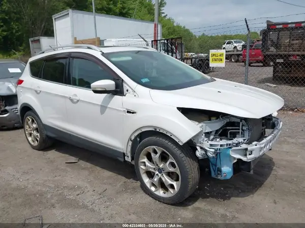 1FMCU9J92GUA71444 2016 FORD ESCAPE - Image 1