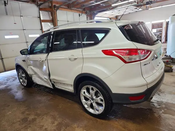 1FMCU9J92GUA73470 2016 FORD ESCAPE - Image 2