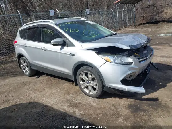 1FMCU9J92GUA82525 2016 FORD ESCAPE - Image 1