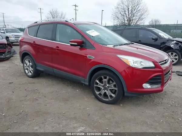 1FMCU9J92GUB13000 2016 FORD ESCAPE - Image 1
