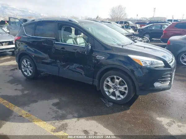 1FMCU9J92GUB47647 2016 FORD ESCAPE - Image 1