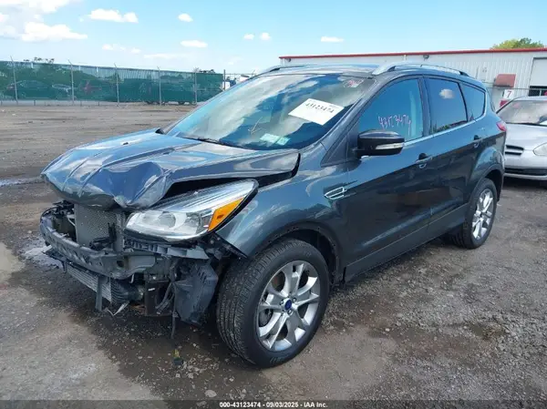 1FMCU9J92GUB80583 2016 FORD ESCAPE - Image 2