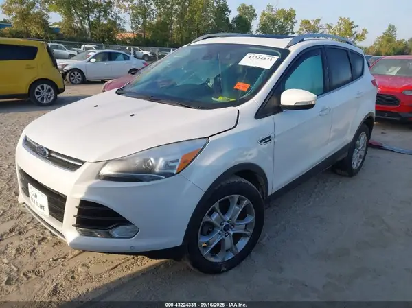 1FMCU9J92GUC52785 2016 FORD ESCAPE - Image 2