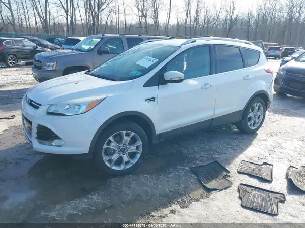 1FMCU9J92GUC75693 2016 FORD ESCAPE - Image 2