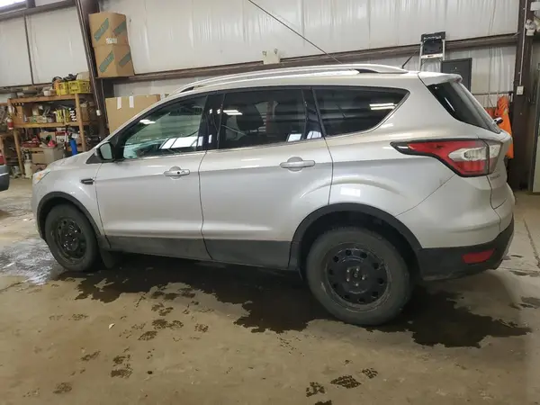 1FMCU9J92HUA17269 2017 FORD ESCAPE - Image 2