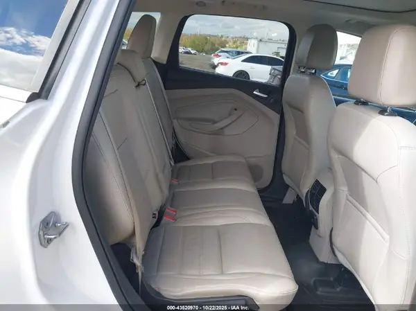 1FMCU9J92HUA45010 2017 FORD ESCAPE - Image 8