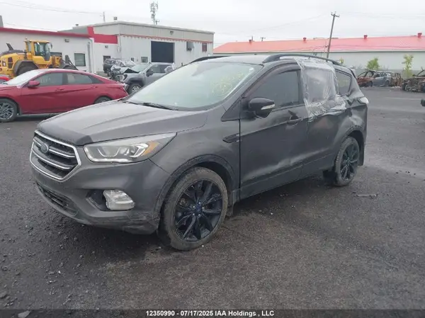 1FMCU9J92HUA55634 2017 FORD ESCAPE - Image 2